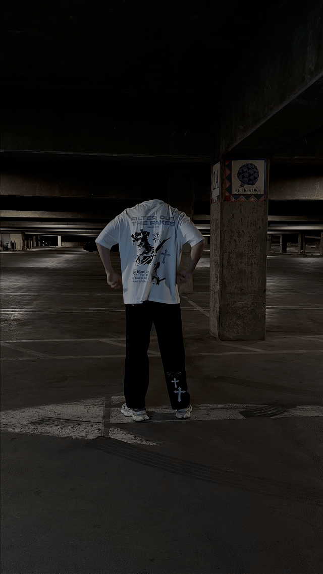 Filter the Fakes PREMIUM Oversized Tee In White